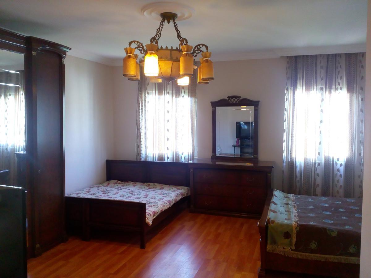 Mini Hotel On Guramishvili 22 Kobuleti Esterno foto