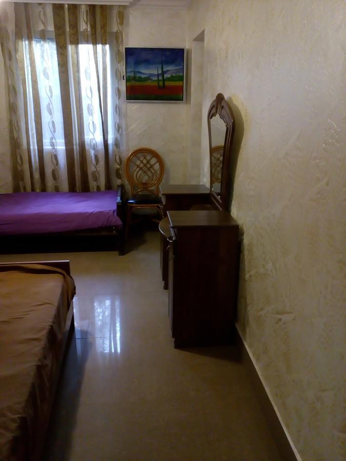 Mini Hotel On Guramishvili 22 Kobuleti Esterno foto