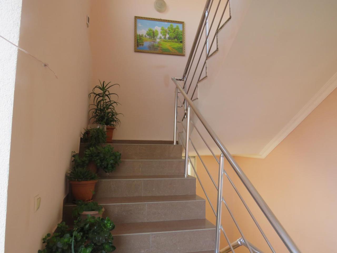 Mini Hotel On Guramishvili 22 Kobuleti Esterno foto